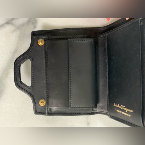 Vintage Salvatore Ferragamo Wanda Wallet - Picture 3 of 11